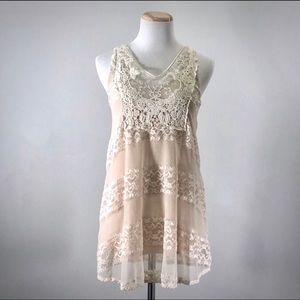 Romeo & Juliet Lace Tunic Top- Small